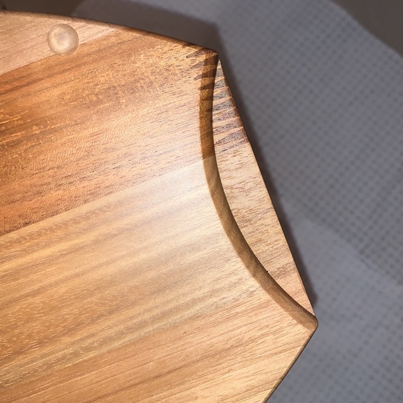 Solid Wood Cheese Board by URBANI - Picture 5 of 5